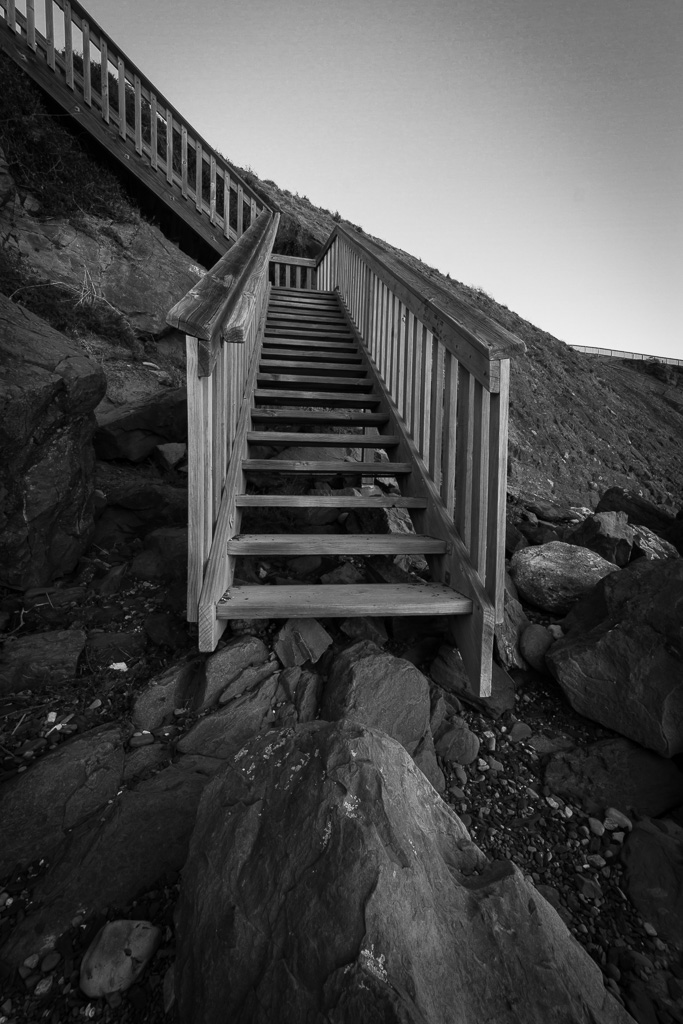 A combination of interesting wooden staircase in Hallet Cove reserve and a very wide lense. I am a sucker for the exagerated perspective such wide angle lensees give you. Decided to present it as black and white as it gives more emphasis to the lines in the image.